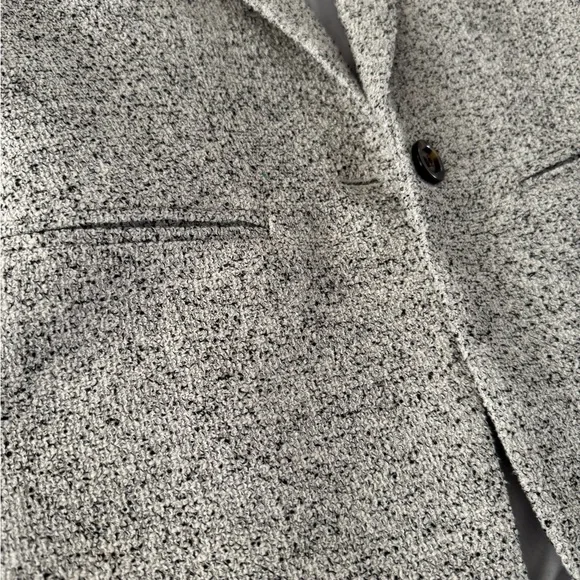 Ann Taylor Blazer - Picture 4 of 15